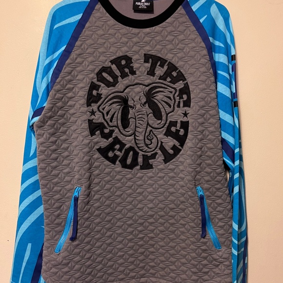 Publik Trust Crewneck - Picture 1 of 5